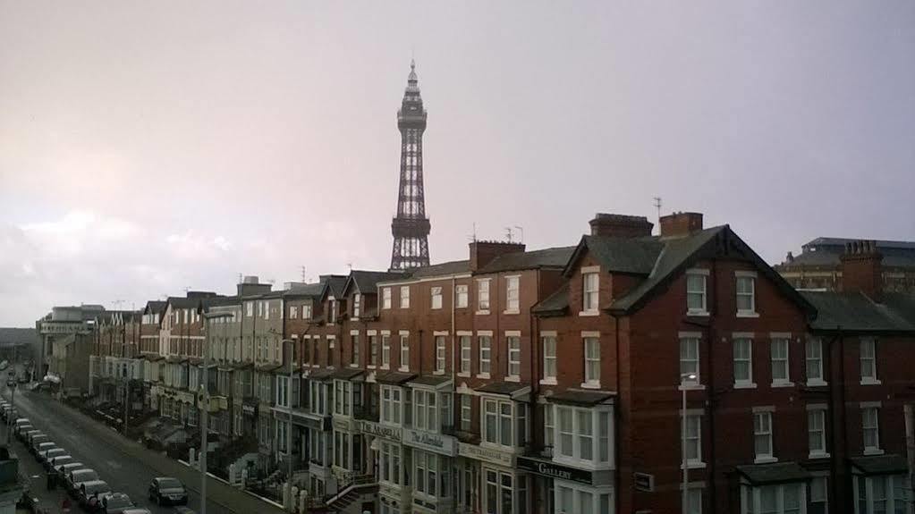 The Albert Hotel Near Winter Gardens Blackpool Exterior foto